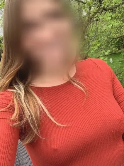 Aya, 32