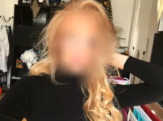 Christina, 21