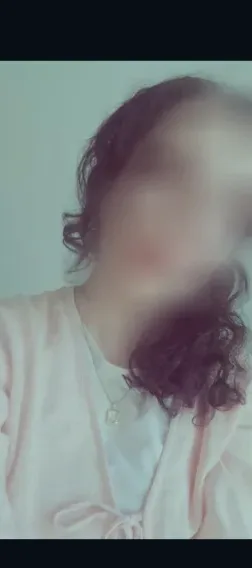 Elif, 27