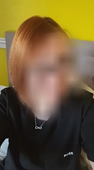 Ellen, 37
