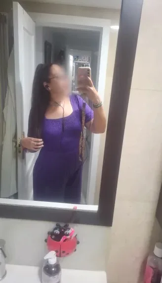 Isabella, 34