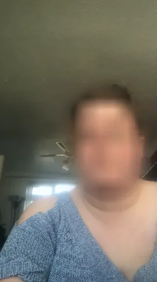 Jovana, 28
