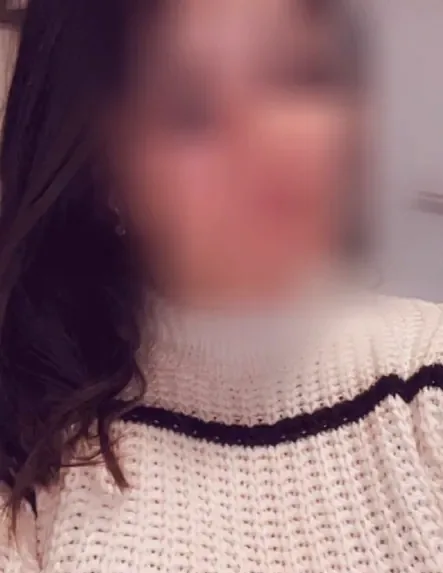 Julie, 31