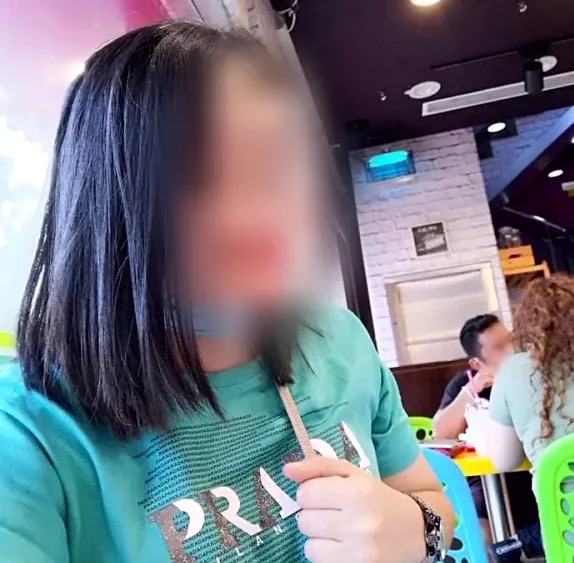 Kamilla, 37
