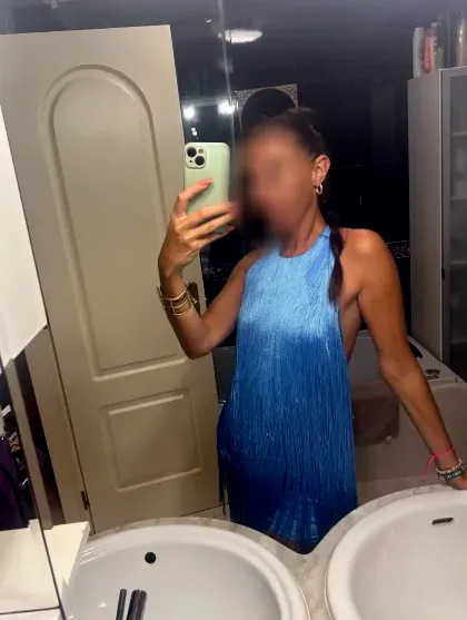 Sanne, 32